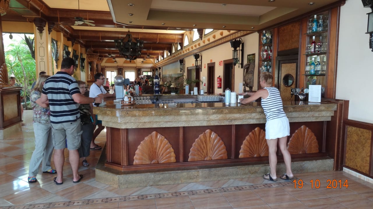 Bar im Garopa Hotel Riu Funana