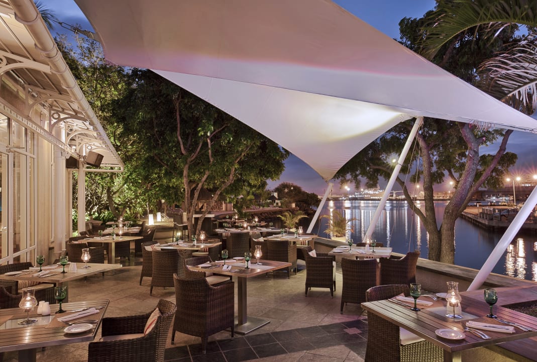 Gastro Le Suffren Hotel And Marina