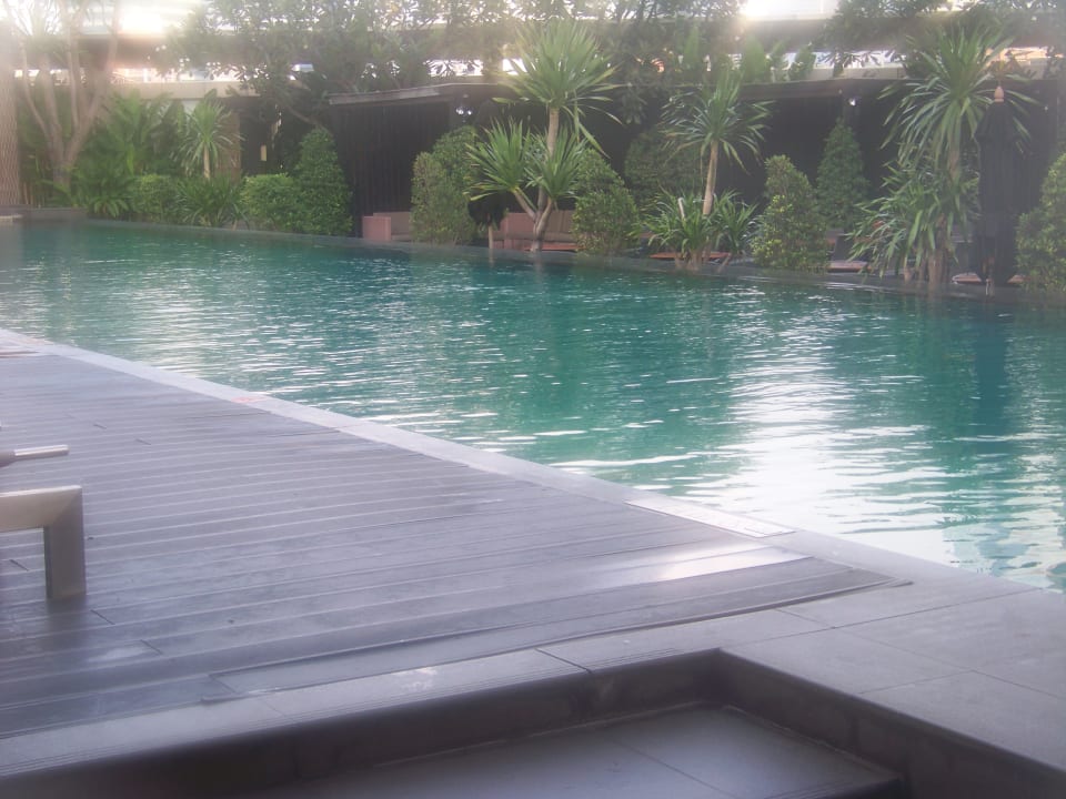 Pool JC Kevin Sathorn Bangkok Hotel