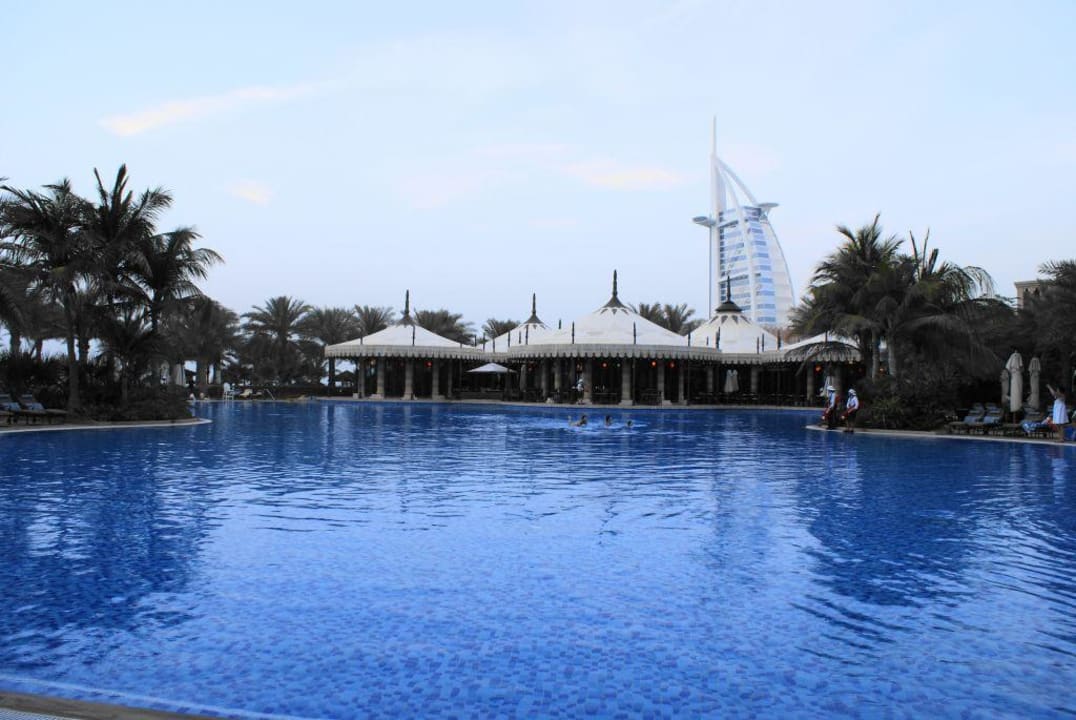 Pool vom Al Quasr Jumeirah Mina Al Salam