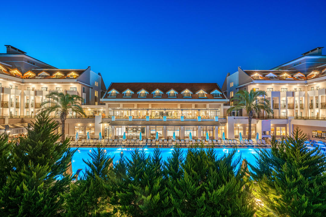 Außenansicht Side Story Resort & Spa