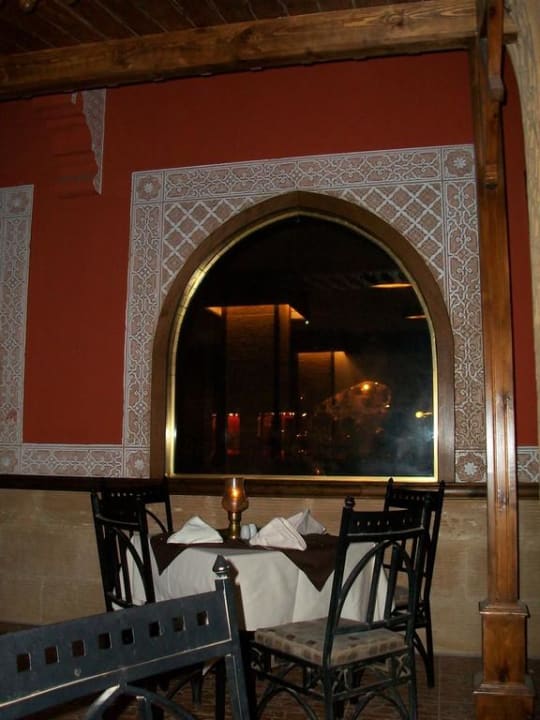 Abends beim Italiener - Terrasse  Pickalbatros Alf Leila Wa Leila Resort - Neverland Hurghada