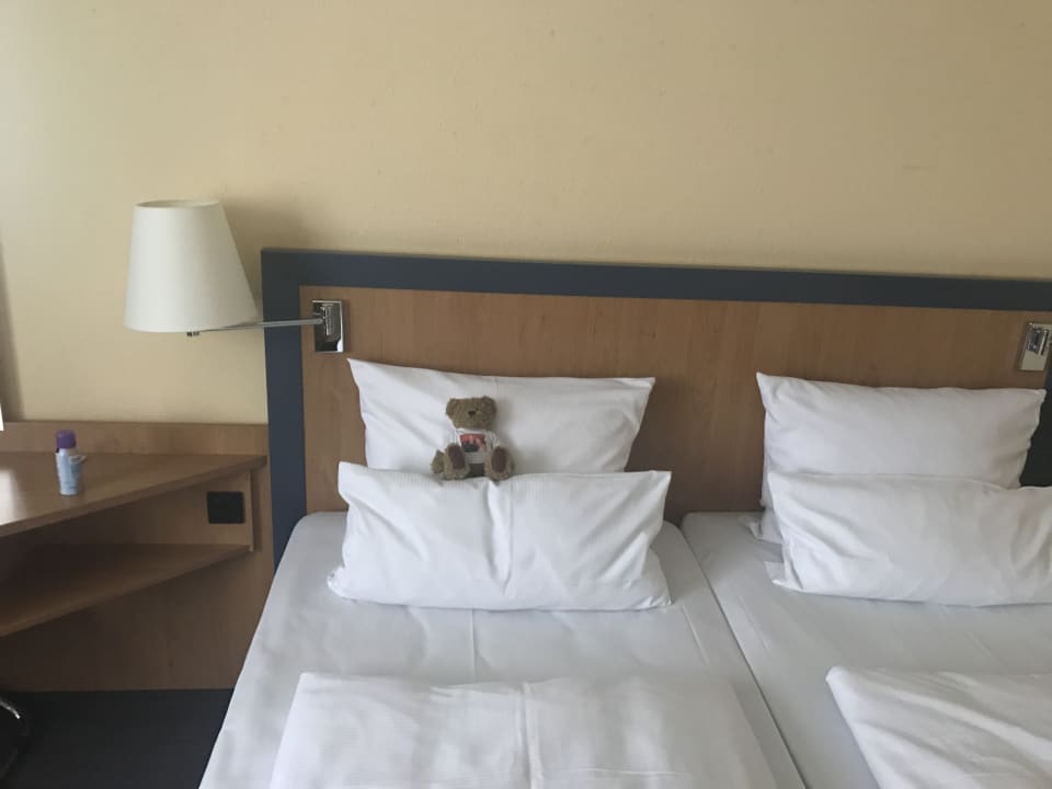 Zimmer NH Frankfurt Airport West