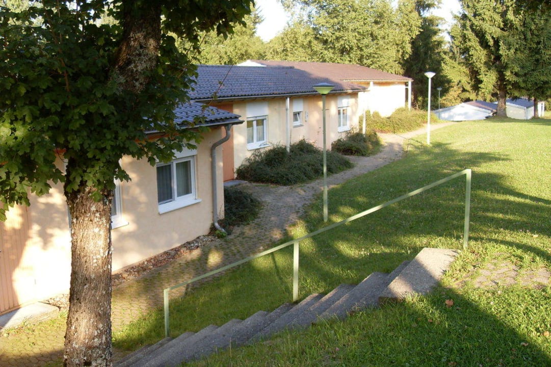 Blick auf die Bungalowanlage Ferienclub Maierhöfen