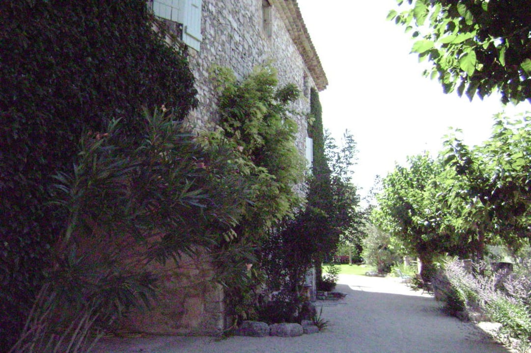 Blick auf den Garten Hotel La Magnanerie De Bernas