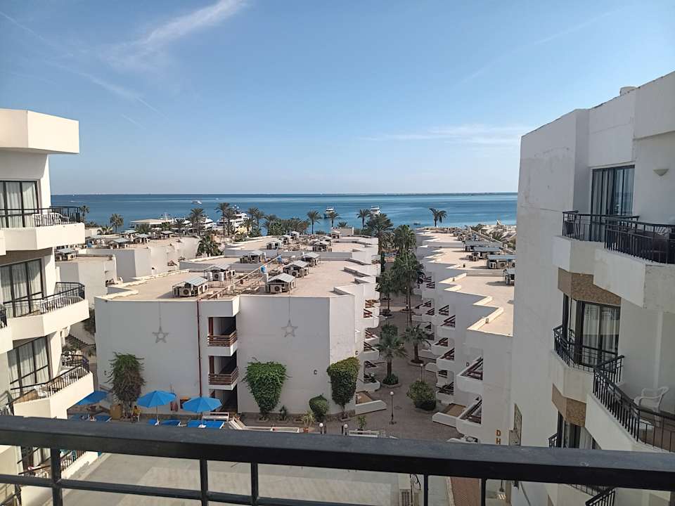 Außenansicht Marlin Inn Azur Resort