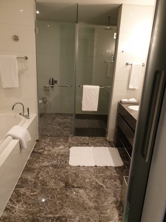 Zimmer Conrad Abu Dhabi Etihad Towers
