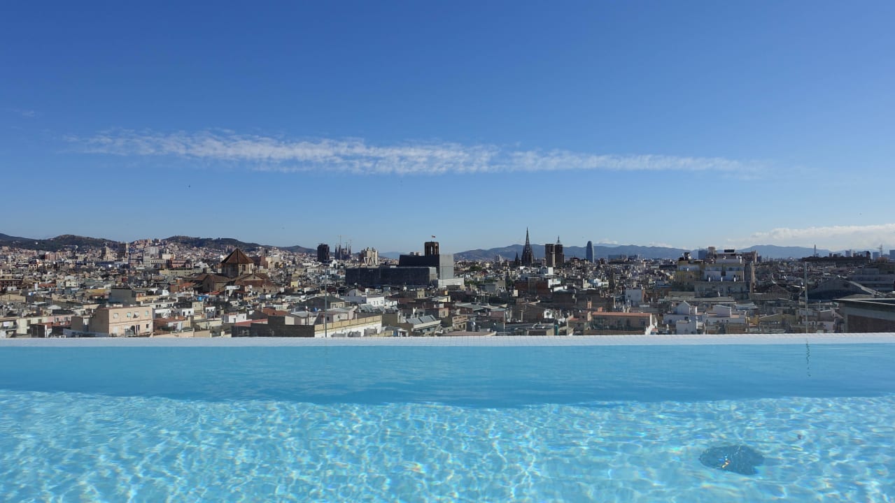 Pool auf dem Dach Hotel Andante