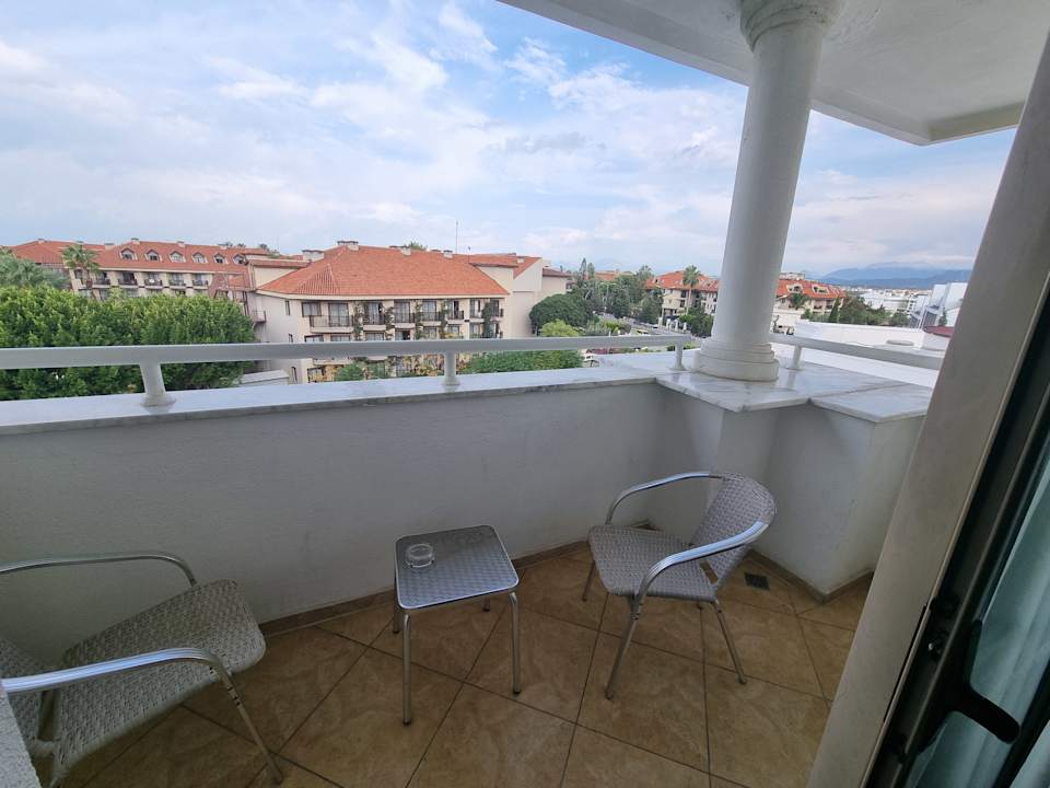 Zimmer Alba Queen Hotel