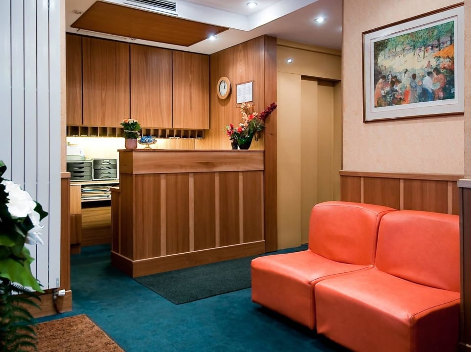 Reception Hotel Elysée Etoile