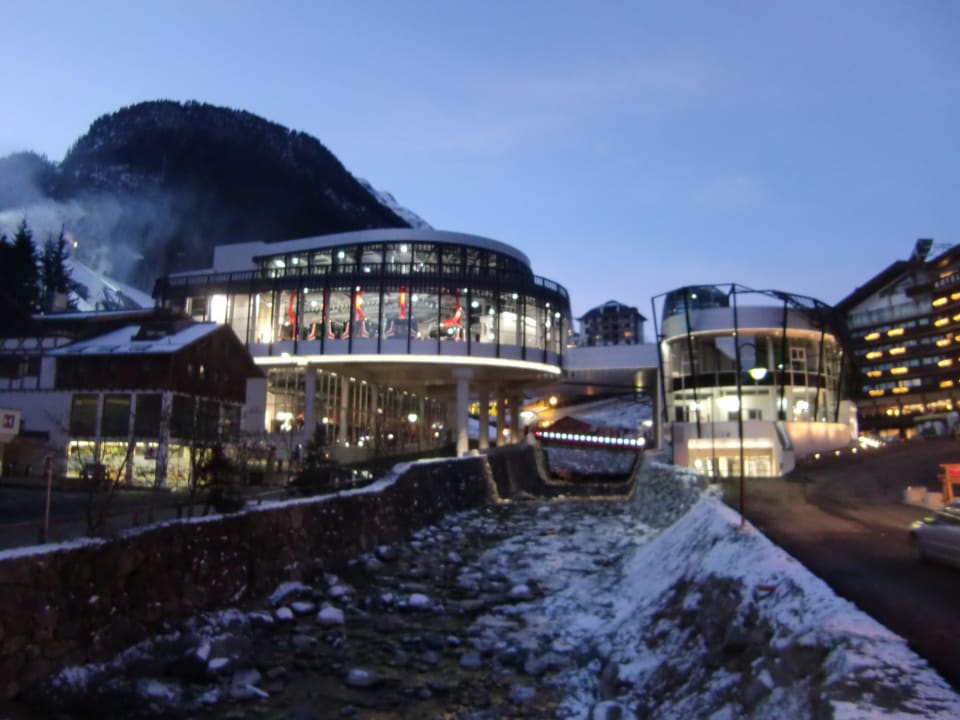 Neue Gondelbahn Hotel Fliana