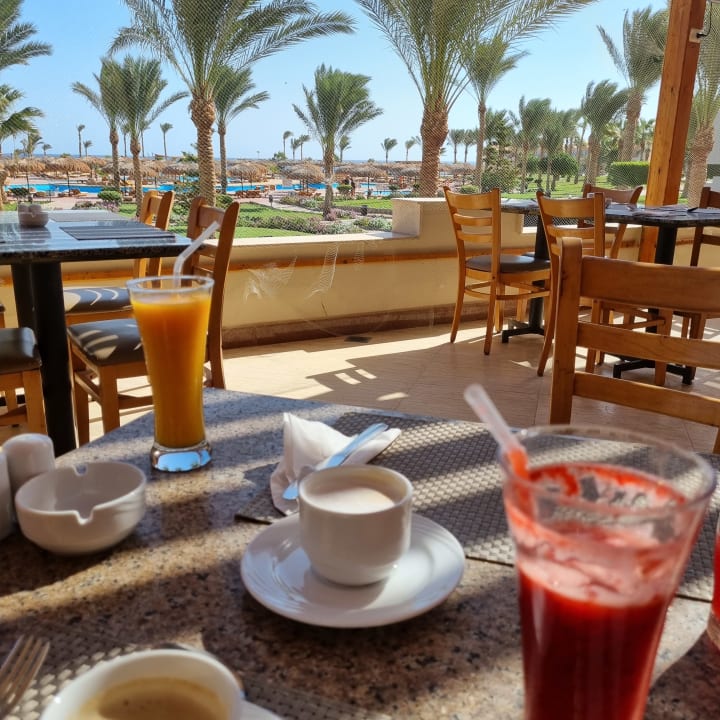 Gastro Three Corners Sea Beach Resort