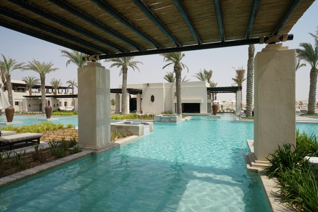 Pool Al Wathba, a Luxury Collection Desert Resort & Spa, Abu Dhabi