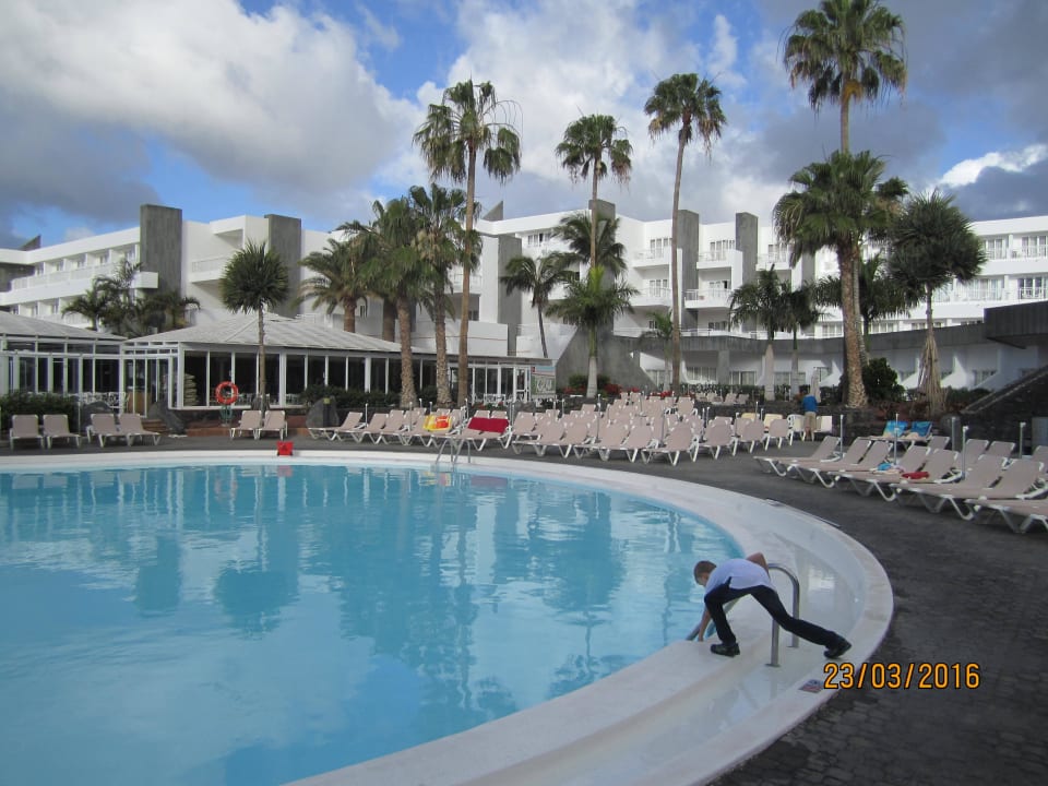 Morgentliche Kontrolle. Hotel Riu Paraiso Lanzarote