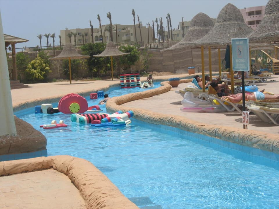 Piankowe zabawki... Parrotel Aqua Park Resort