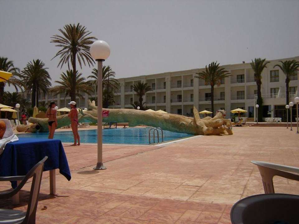 pool and main building Ruspina Beach Resort