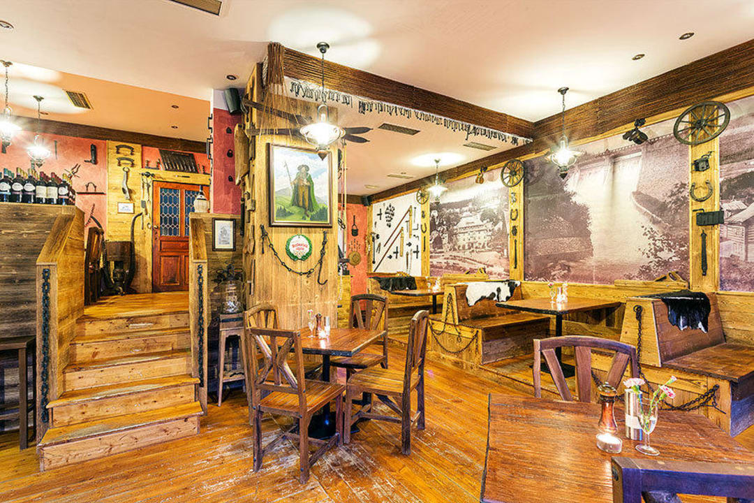 V Uličce Hotel Grand Felicity