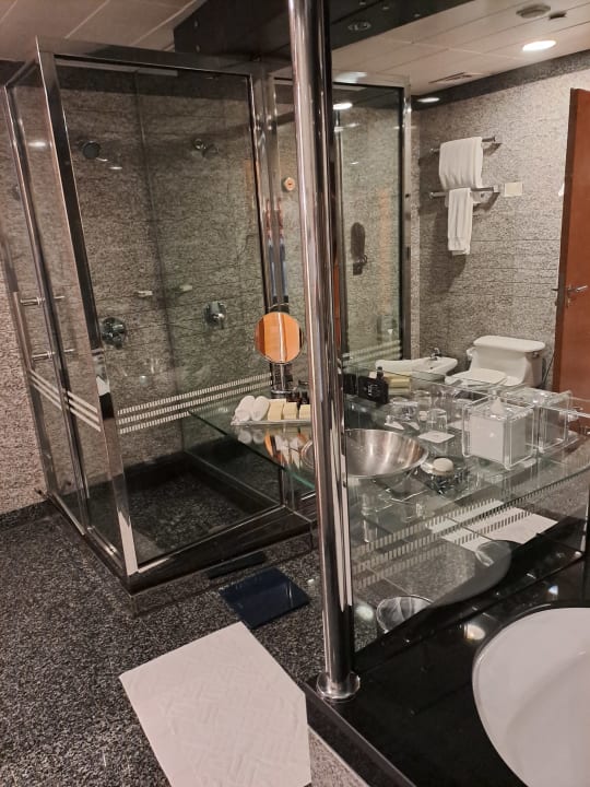 Zimmer Golden Sands Hotel Creek