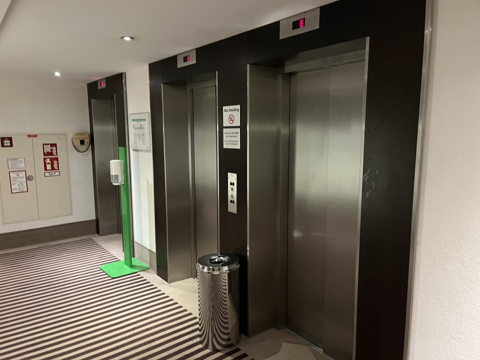 Sonstiges Essential by Dorint Frankfurt-Niederrad