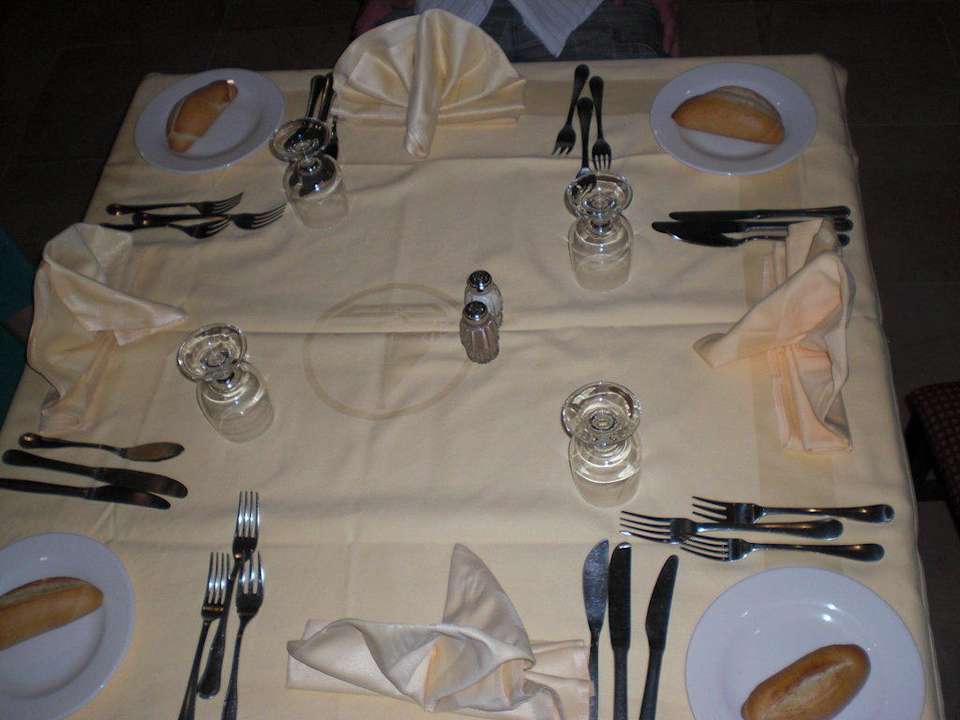 Gedeckter Tisch zum Dinnerabend El Mouradi Club Kantaoui