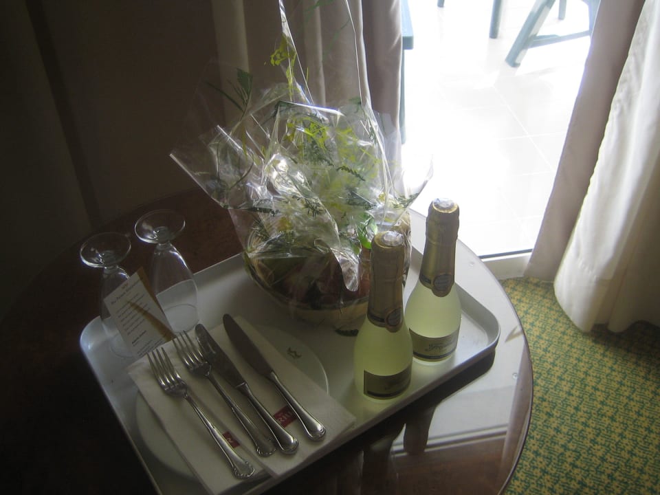 Obst, Karte und Sekt zur Begrüßung Hotel Riu Palace Maspalomas Adults Only