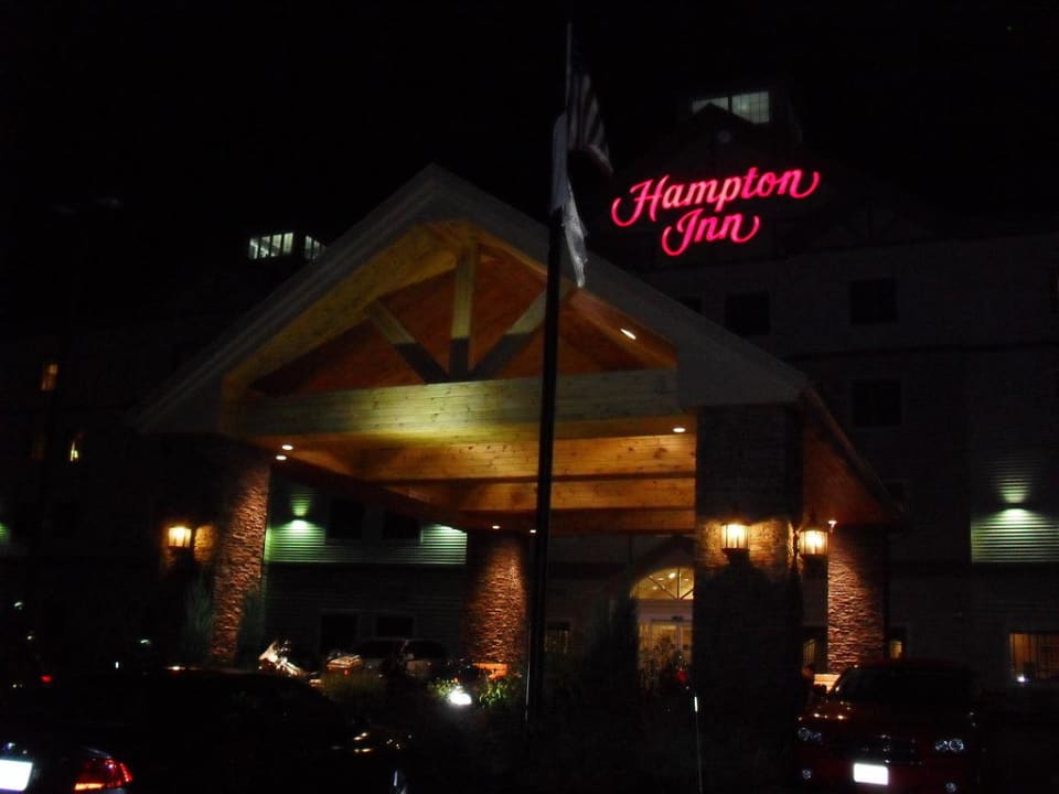 Hampton Inn bei Nacht Hotel Hampton Inn Littleton NH