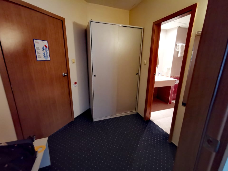 Zimmer Hotel Sineva Beach