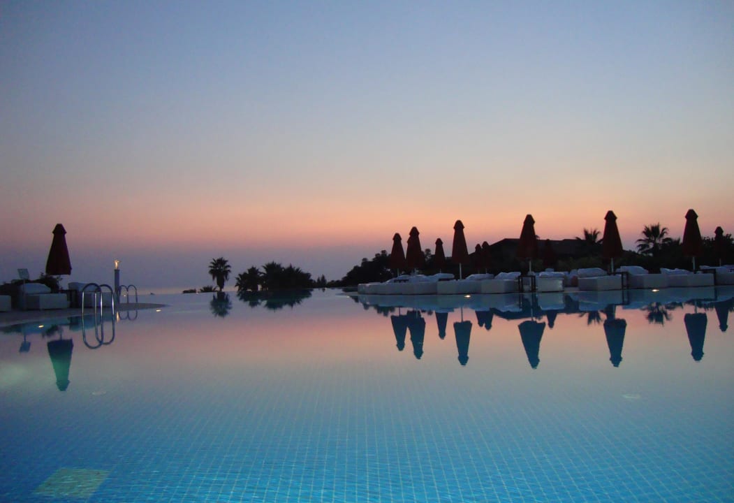 Basen VIP Starlight Resort Hotel