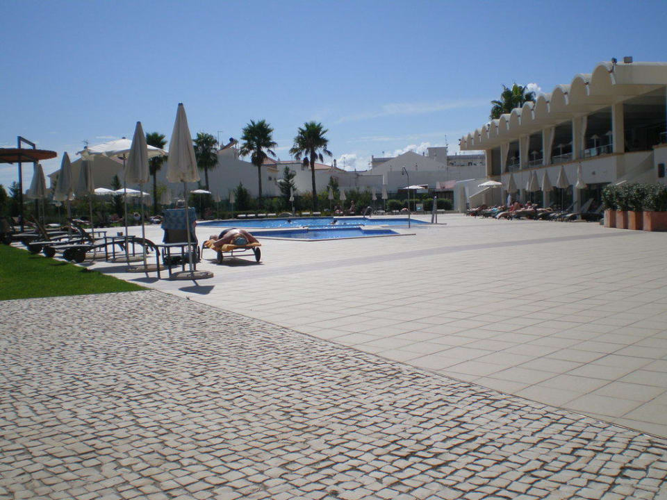 Pool Ozadi Altura Beach Resort