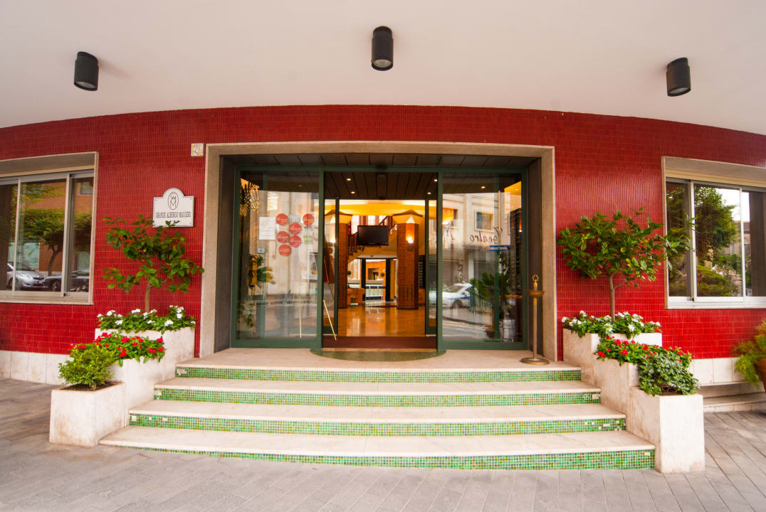 Außenansicht Hotel Grande Albergo Maugeri