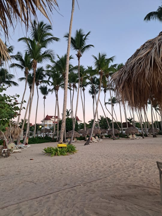 Strand Bahia Principe Luxury Bouganville