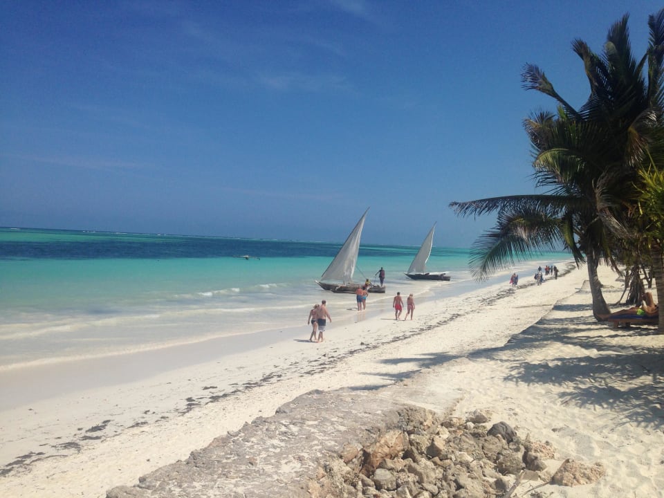 Honeymoon Neptune Pwani Beach Resort & Spa