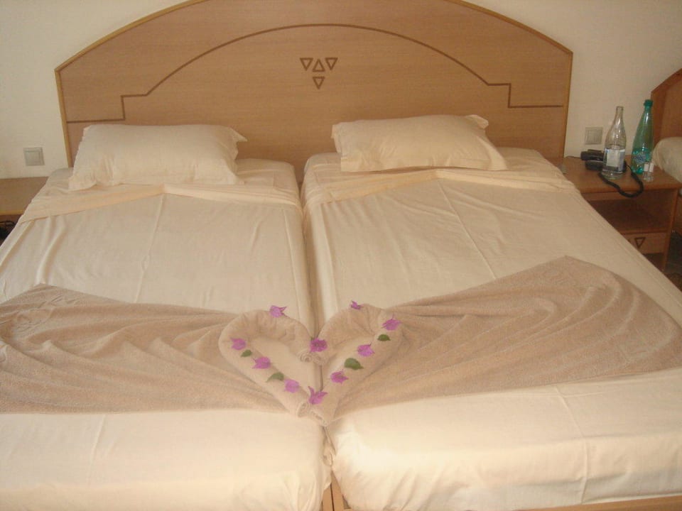 Bett Zita Beach Resort