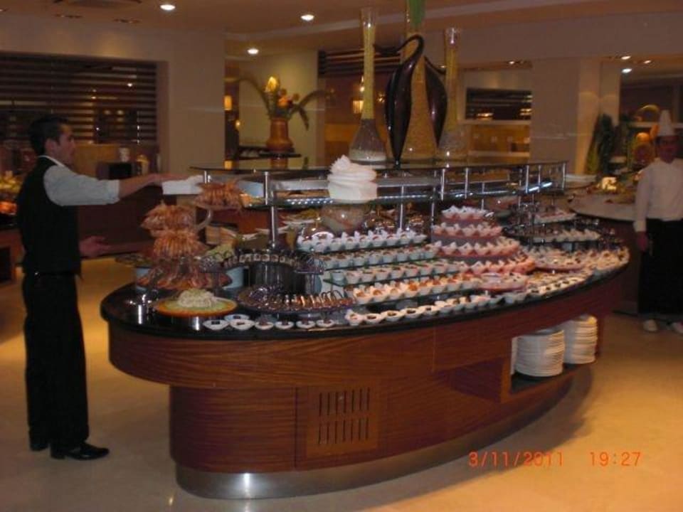 Abendbüffet Sunis Evren Beach Resort Hotel & Spa