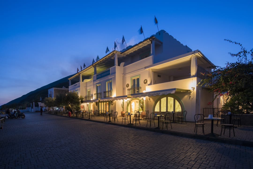 Außenansicht Hotel Ossidiana