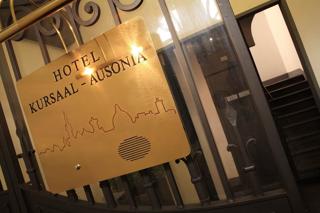Insegna  Hotel Kursaal & Ausonia
