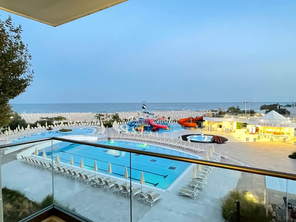 Pool Maritim Hotel Paradise Blue Albena