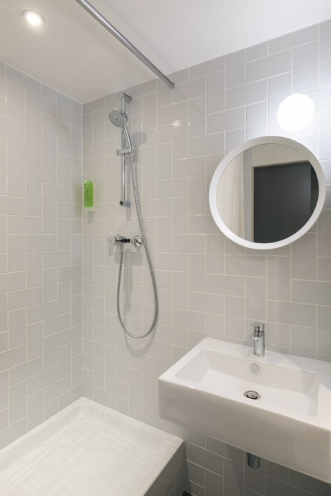 Zimmer Quality Hotel & Suites Bercy Bibliothèque by HappyCulture