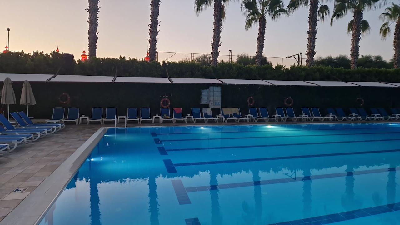 Pool Hane Family Resort