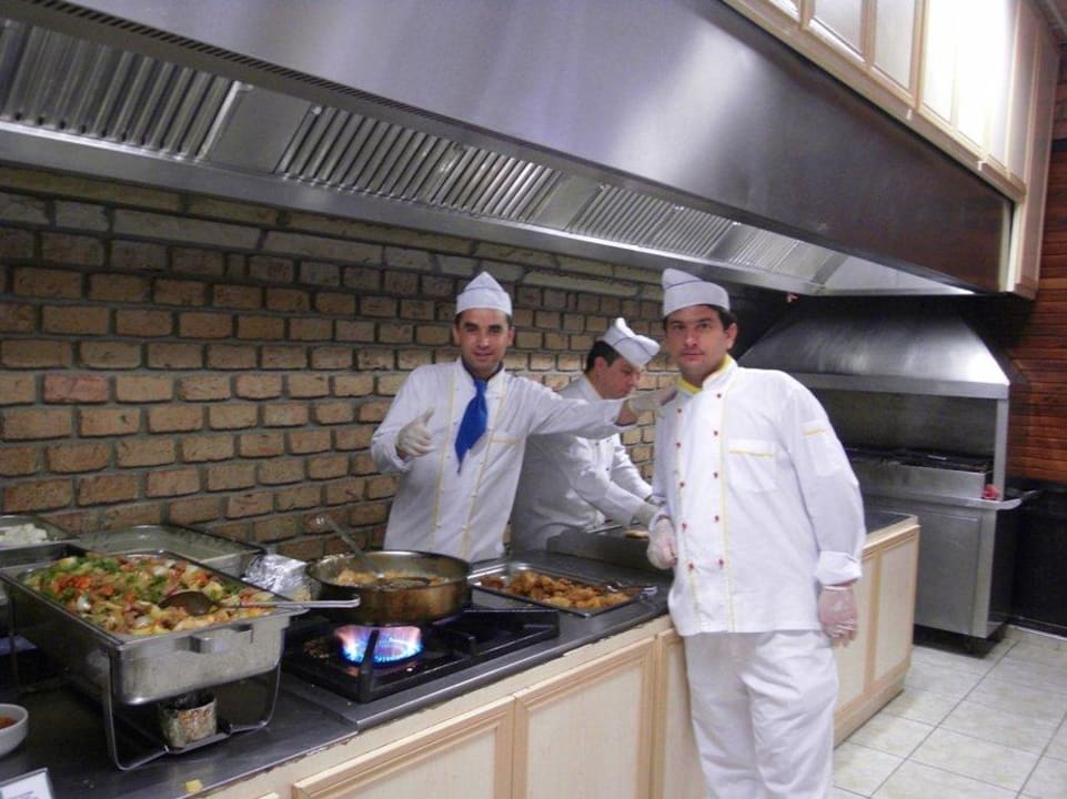 die "guten Seelen" für das leibliche Wohlbefinden Can Garden Beach