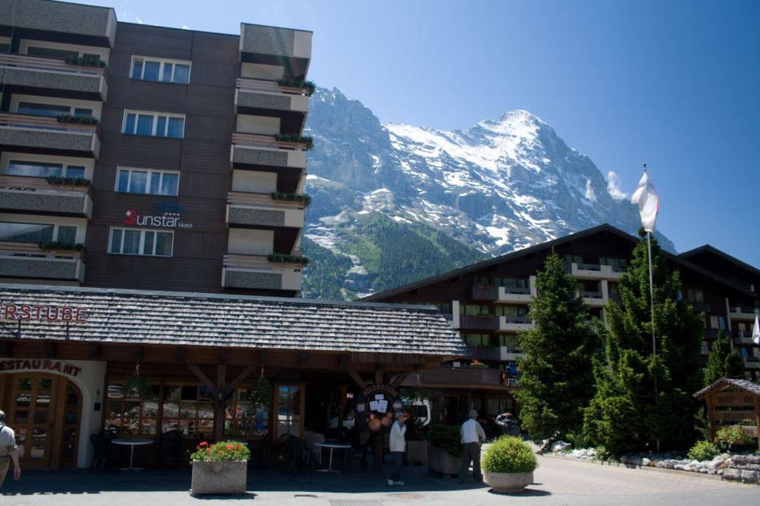 Vue de l'entrée de l'Hotel Sunstar Sunstar Hotel Grindelwald