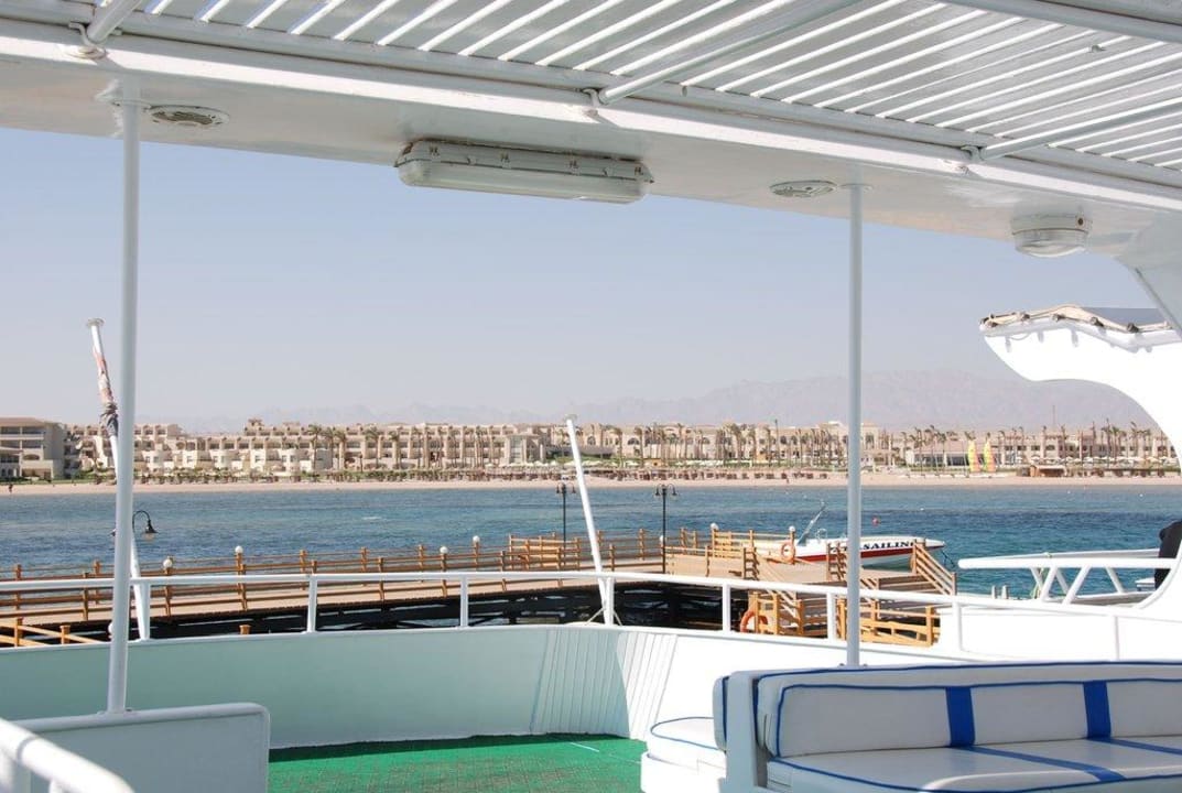 Hotel vom Meer aus gesehen Cleopatra Luxury Resort Makadi Bay