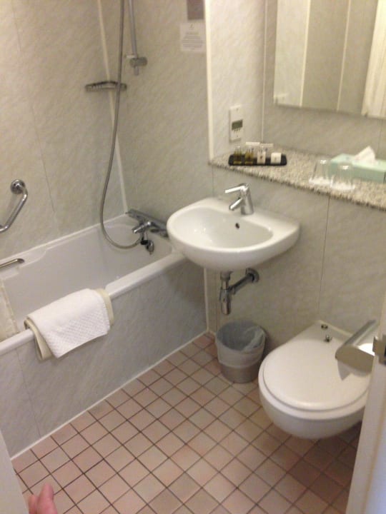 Badezimmer Copthorne Tara Hotel London Kensington