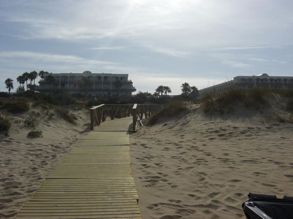 Hotel vom Strand aus Iberostar Waves Royal Andalus