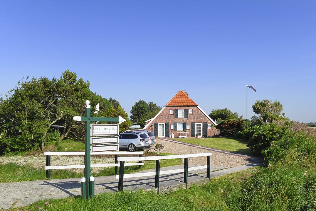 Außenansicht Ferienwohnungen & Apartment Landhaus Meer