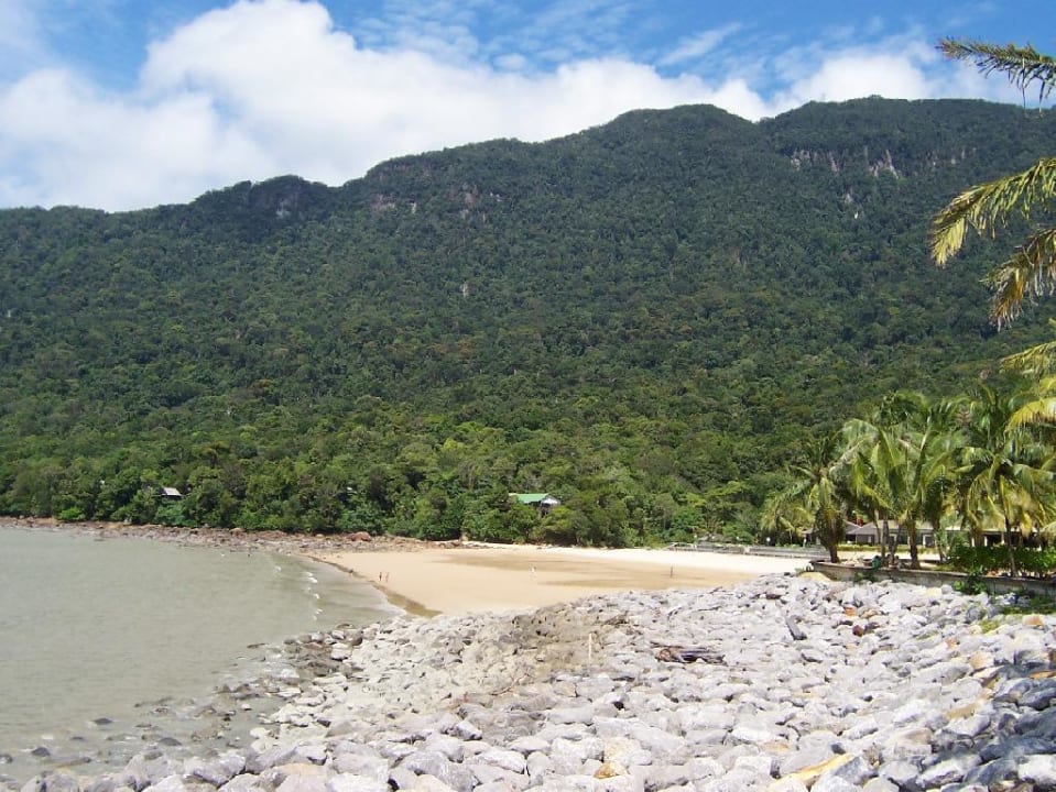 Strand Hotel Damai Puri Resort & Spa