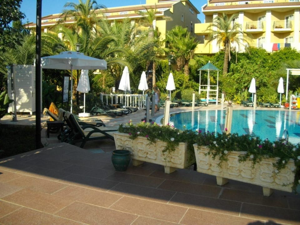 Ausspannen am Ruhepool Belek Beach Resort Hotel