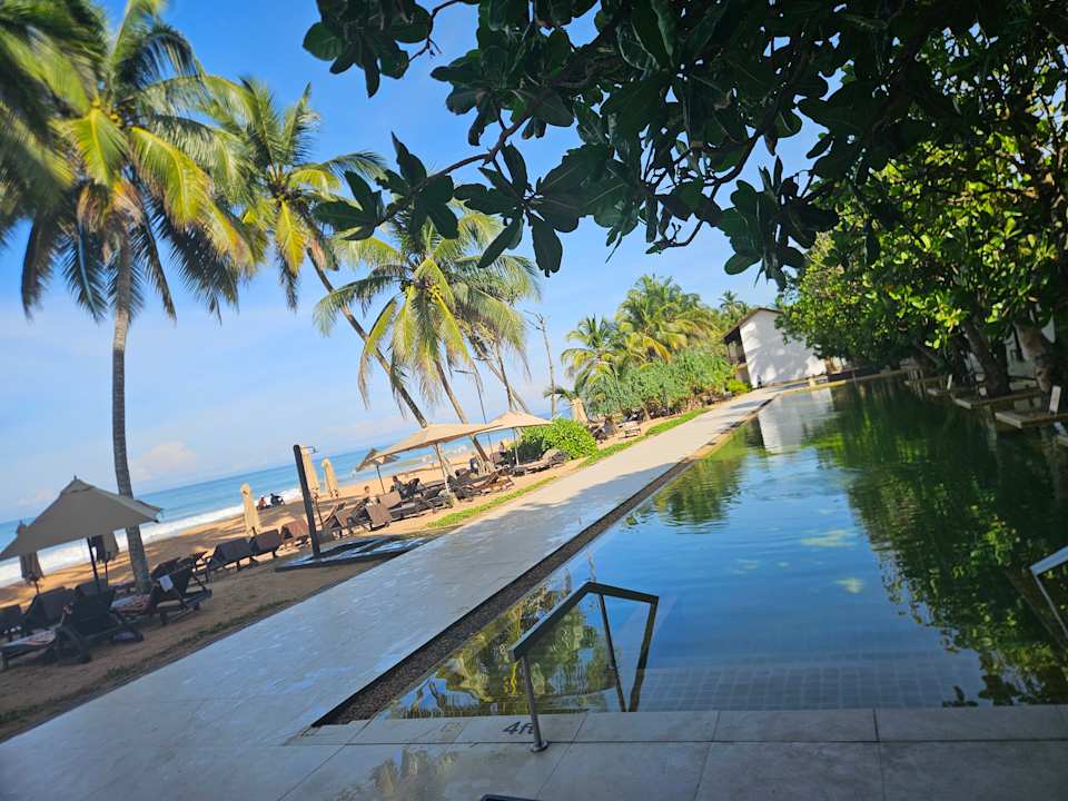Pool Pandanus Beach Resort & Spa