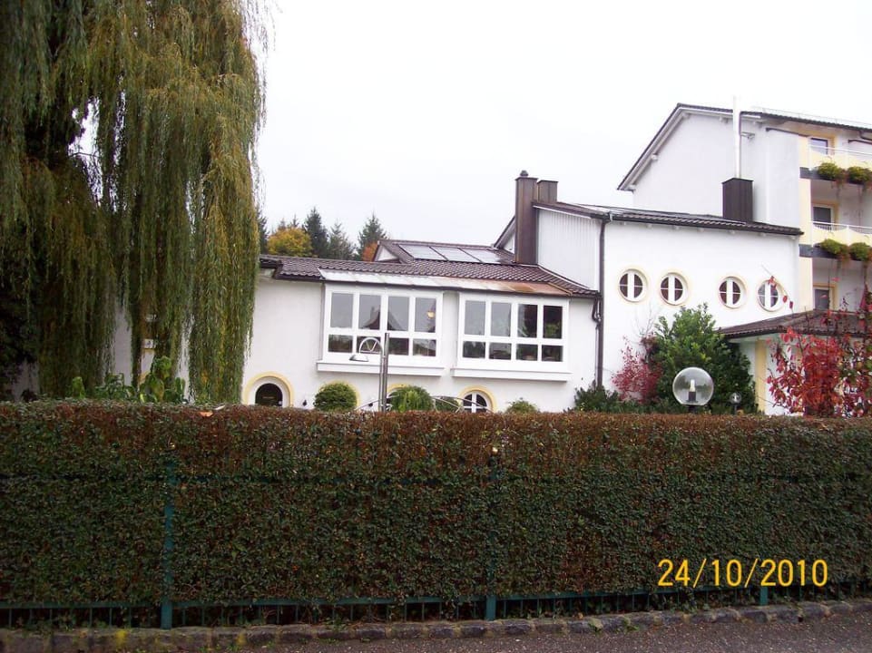 Rückansicht mit Blick auf den Wellnessbereich Hotel Antoniushof