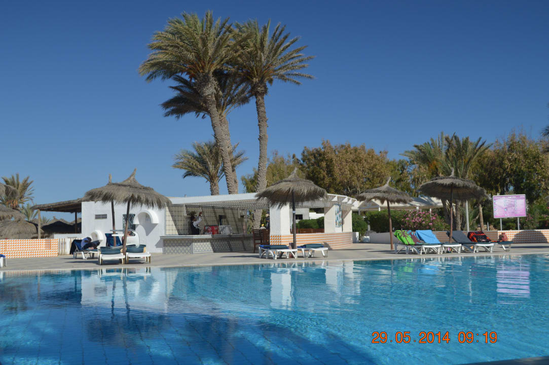 Süßwasserbecken am Meer Hotel El Mouradi Djerba Menzel